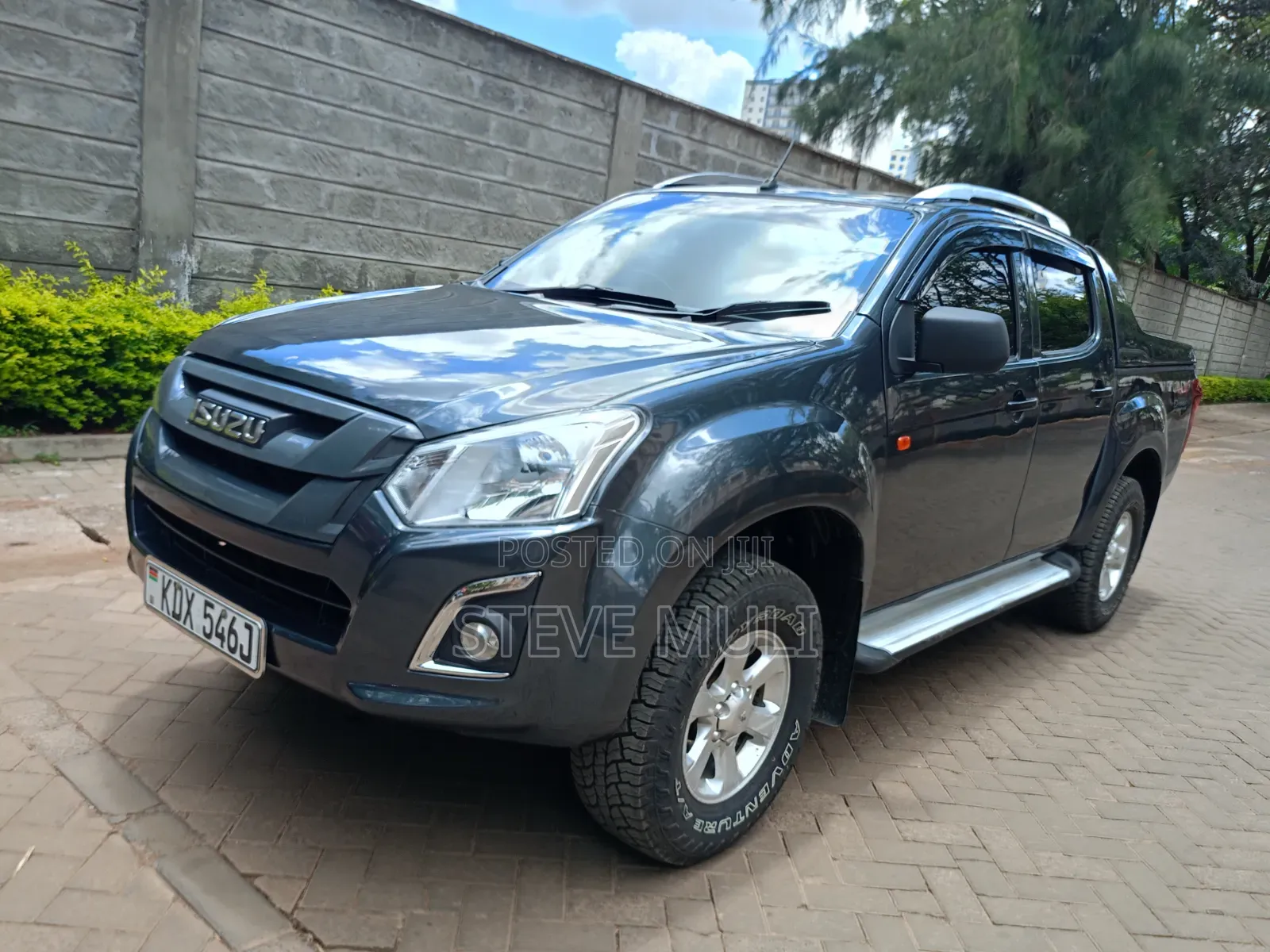Isuzu D-MAX 2018 Gray