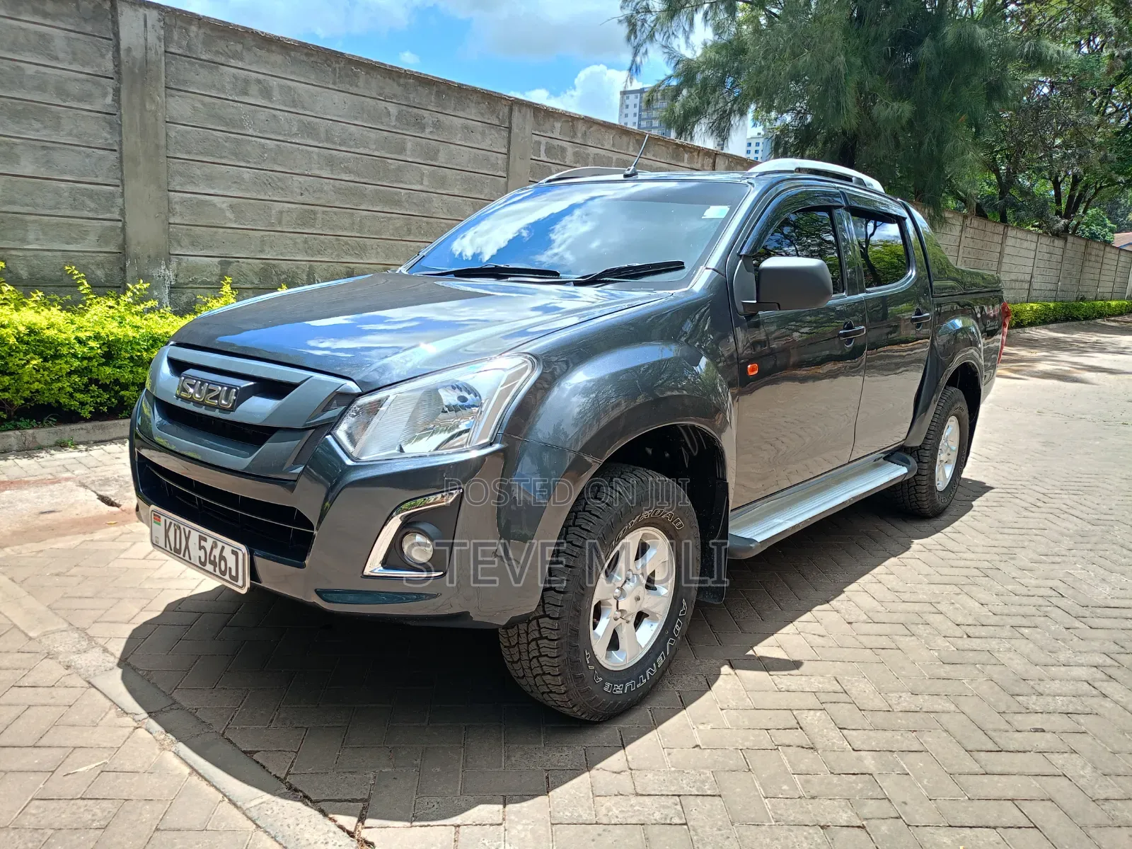 Isuzu D-MAX 2018 Gray