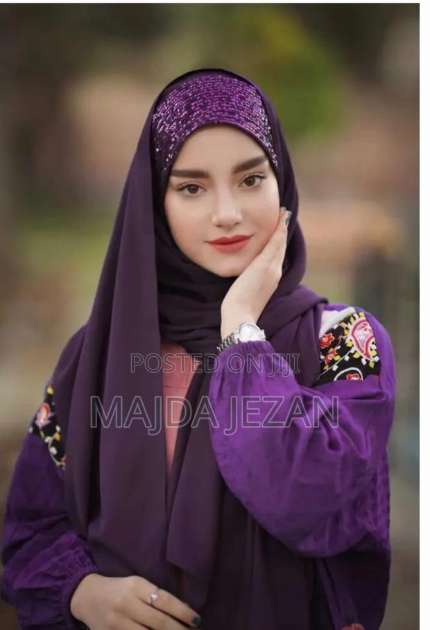 Red Handmade Crepe Hijab - thumbnail 3