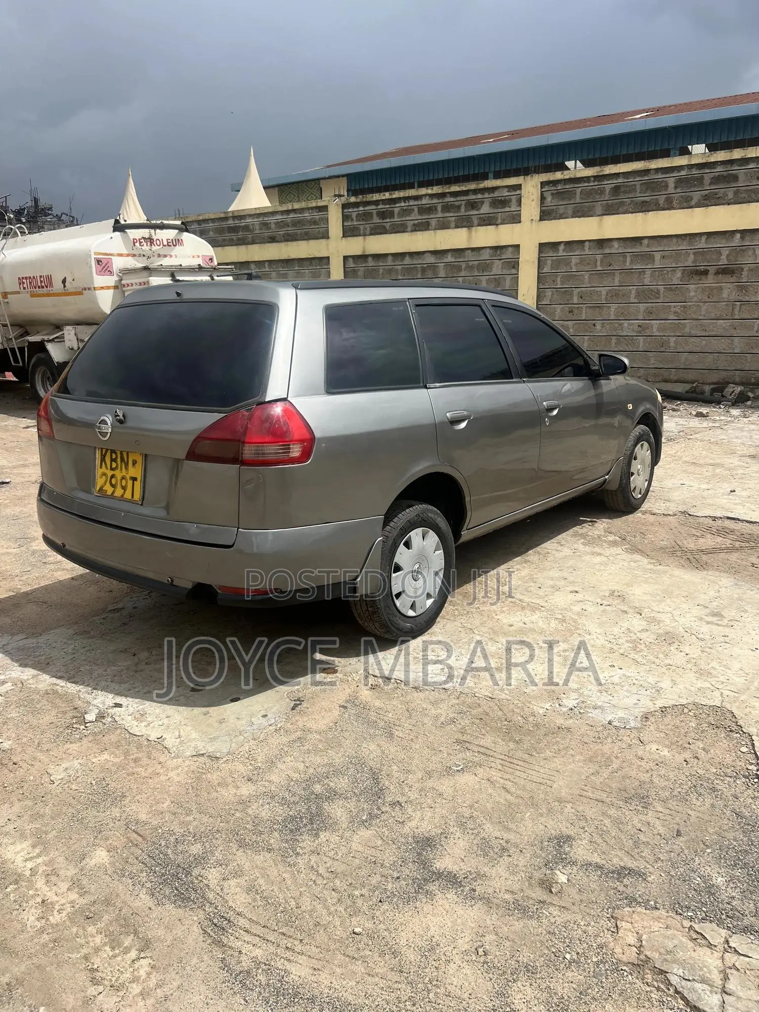 Nissan Wingroad 2006 Gray