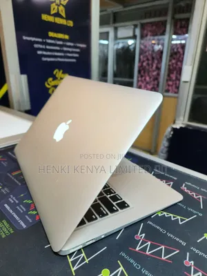 Laptop Apple MacBook Air 2017 8GB Intel Core i5 SSD 128GB