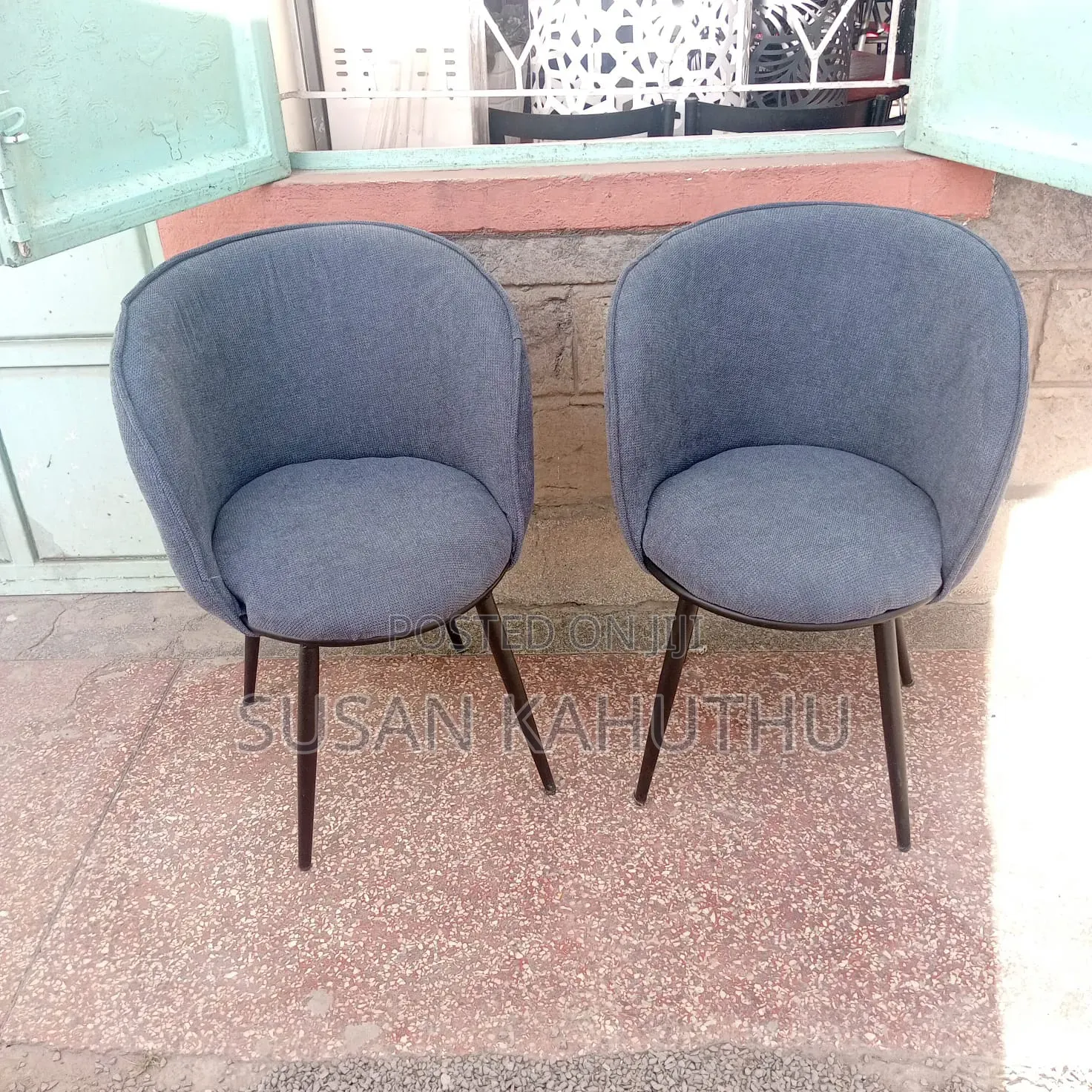 Chic and Ravishing Sofas