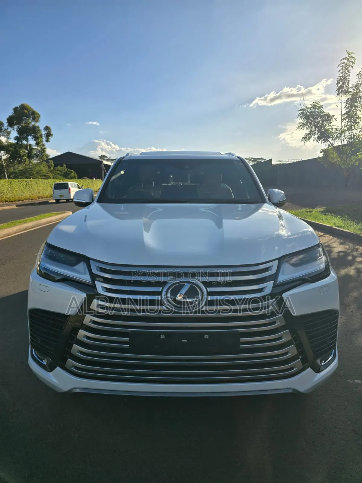 Lexus LX 500d 2022 White