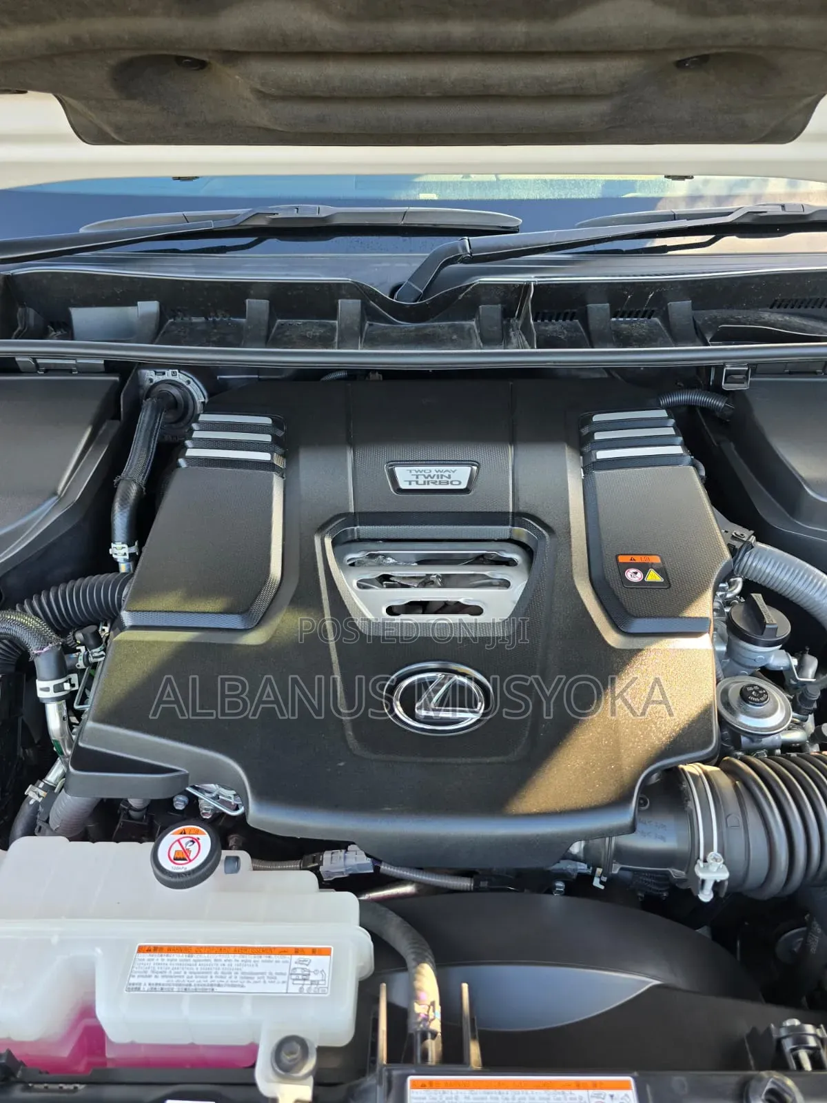 Lexus LX 500d 2022 White