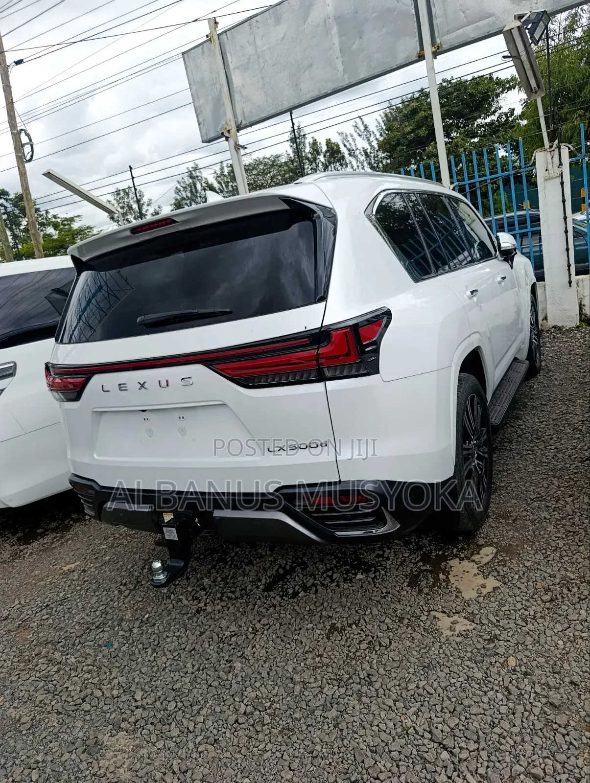 Lexus LX 500d 2022 White