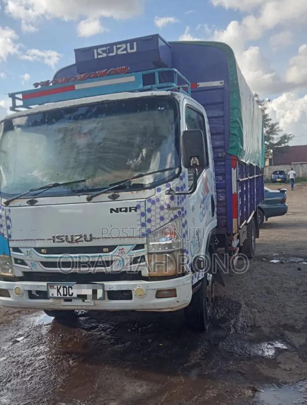 Isuzu Nqr 2021 White - thumbnail 2