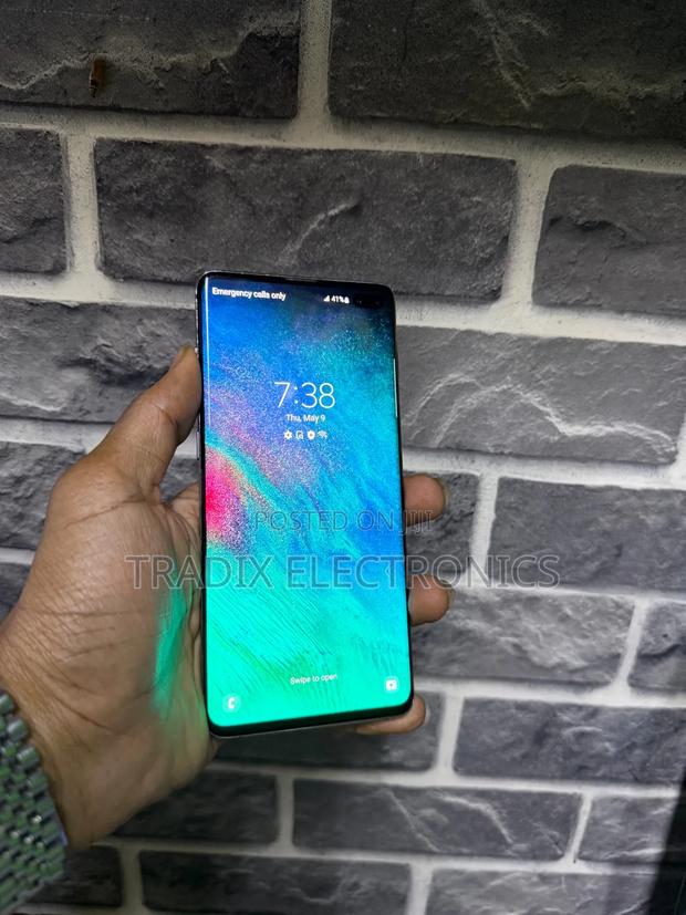 Samsung Galaxy S10 Plus 128 GB Black - thumbnail 2