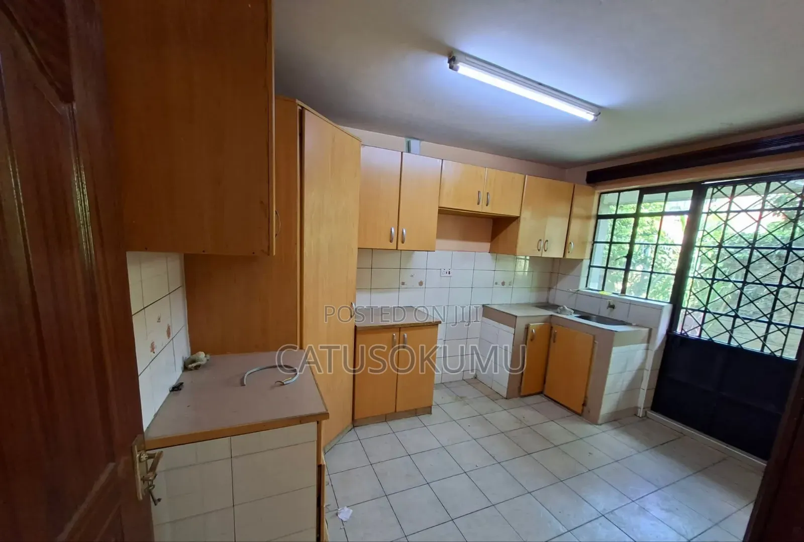 4bdrm Maisonette in Sabaki for sale
