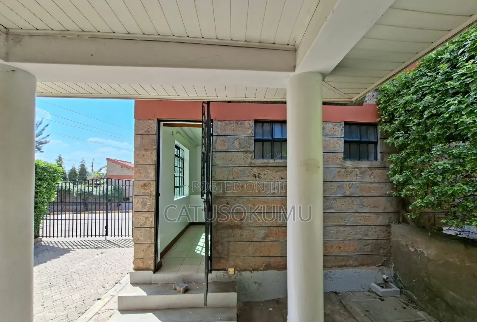 4bdrm Maisonette in Sabaki for sale