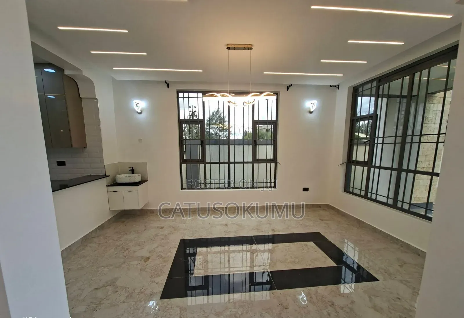 5bdrm Maisonette in Syokimau, Gateway Mall Area for sale