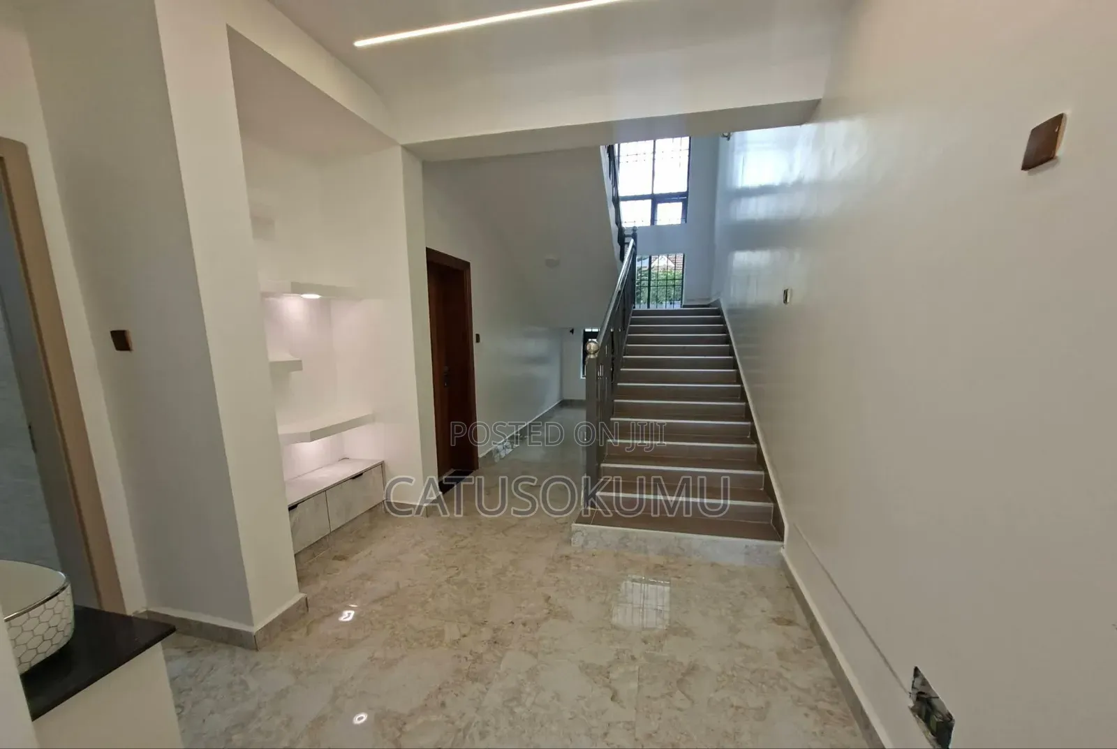 5bdrm Maisonette in Syokimau, Gateway Mall Area for sale