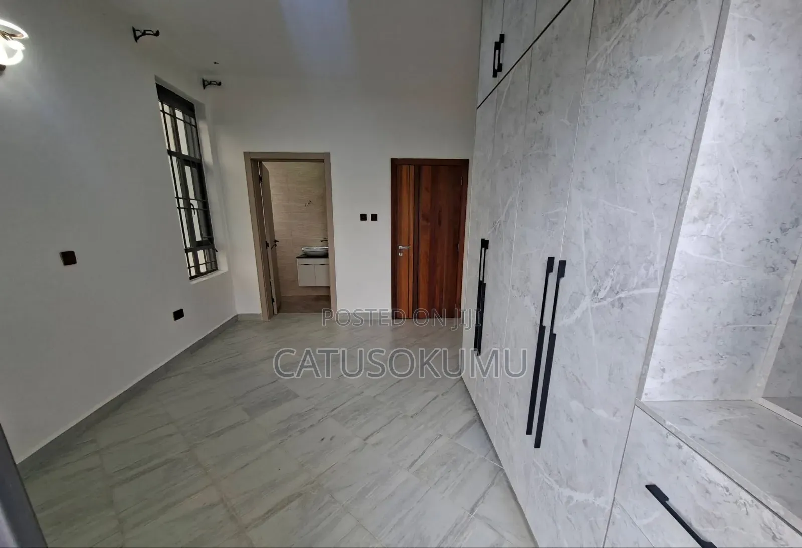 5bdrm Maisonette in Syokimau, Gateway Mall Area for sale
