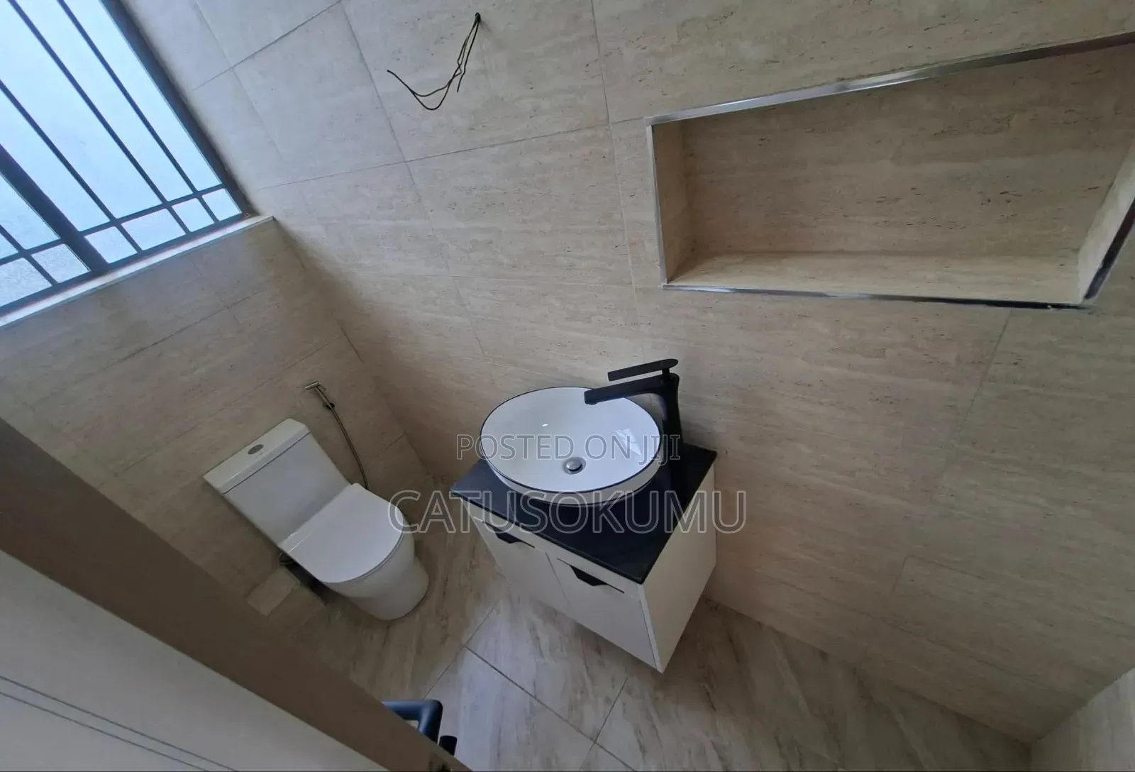 5bdrm Maisonette in Syokimau, Gateway Mall Area for sale