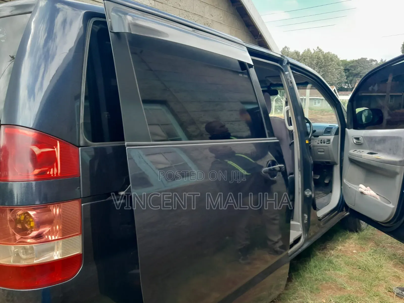 Toyota Voxy 2009 Black