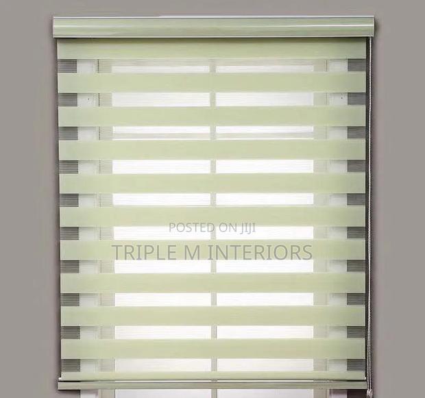Grab Your Stylish Roller Blind Today!