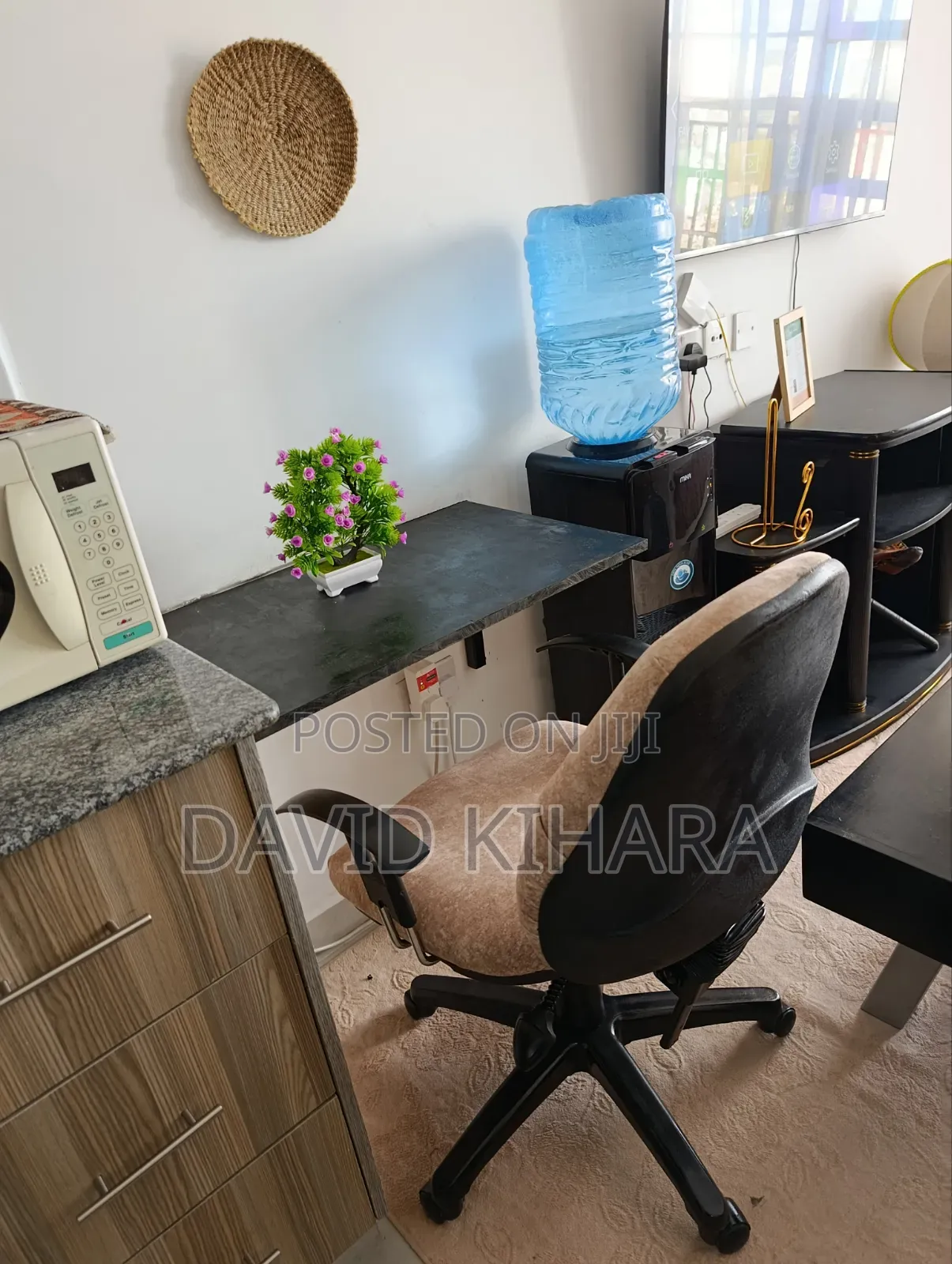 Studio Airbnb in Parklands Close to 1st Avenue