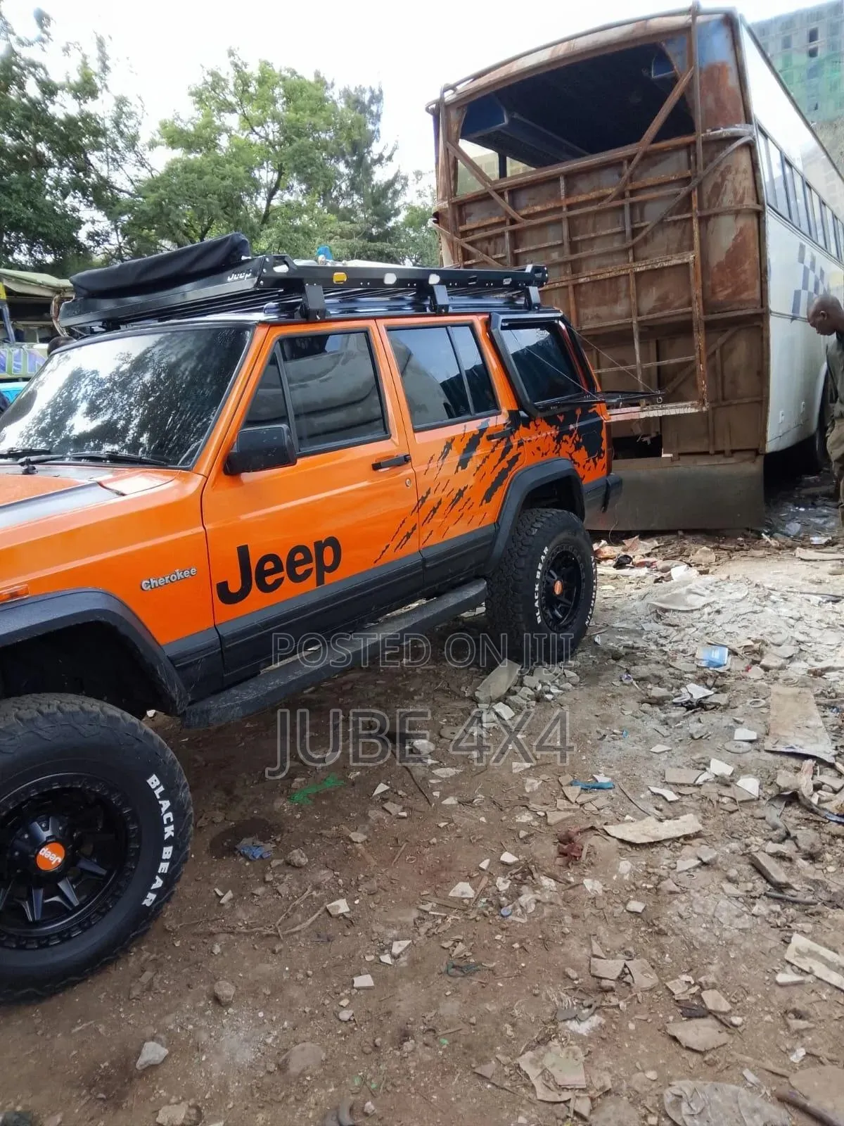 Modern Roof Rack Basket Type Jeep