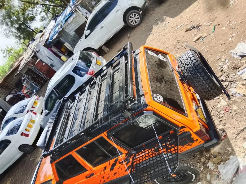 Modern Roof Rack Basket Type Jeep