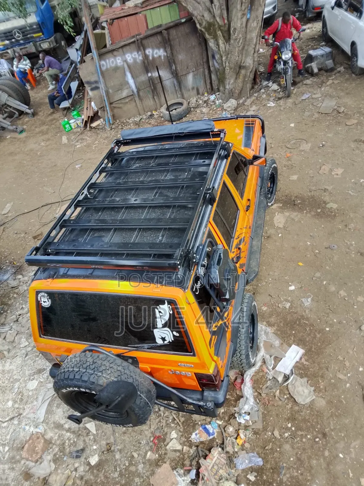 Modern Roof Rack Basket Type Jeep