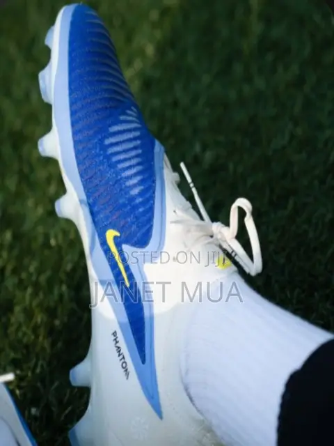 Nike Vapor 16 Football Boots