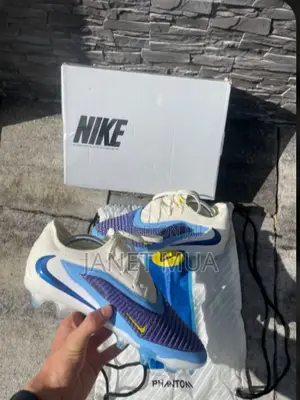 Nike Vapor 16 Football Boots