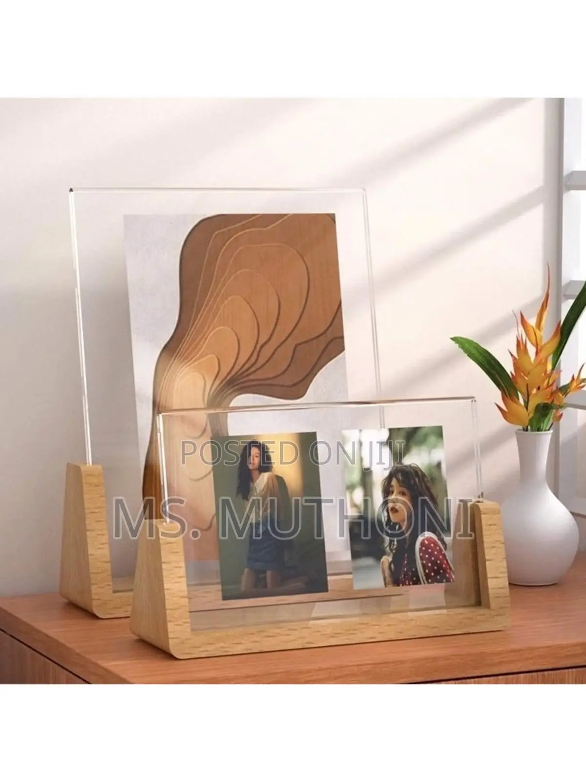 1 Pc Acrylic Photo Frame With Wooden Base