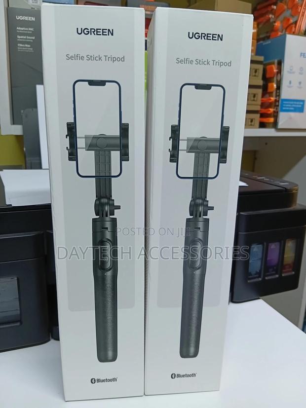 Ugreen Lp586 Selfie Stick Tripod With Bluetooth Remote - Black - thumbnail 2