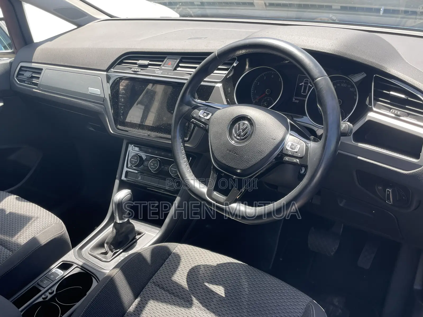 Volkswagen Touran 2019 Blue
