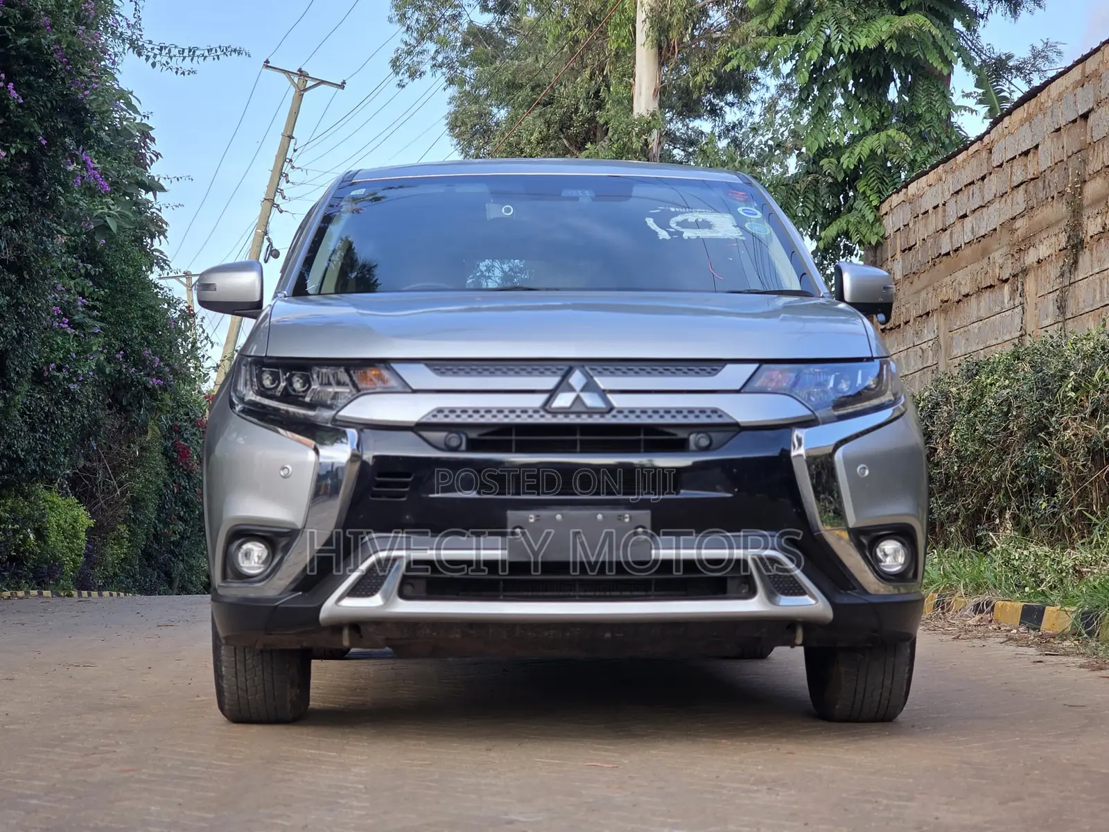 Mitsubishi Outlander 2020 Silver