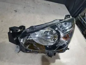 Demio 2018 Headlights Non-Xenon