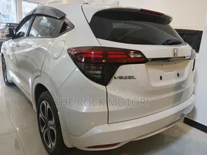 Honda Vezel 2019 White
