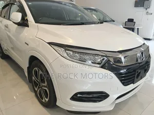 Honda Vezel 2019 White