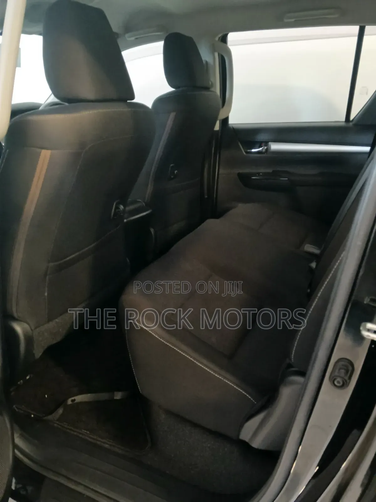 Toyota Hilux 2019 Black
