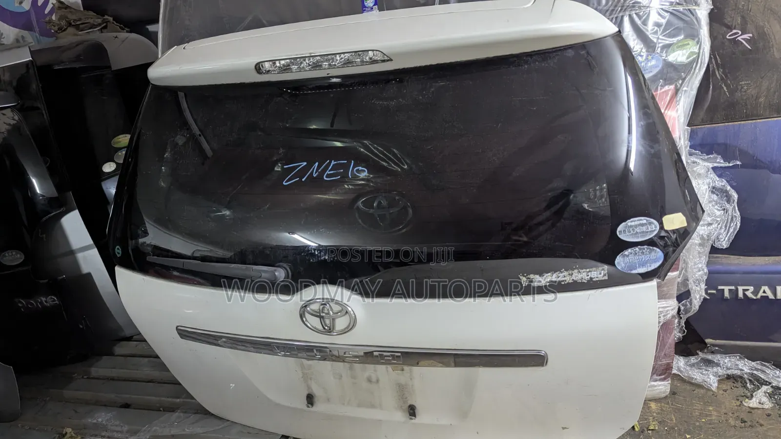 Toyota Wish Boot