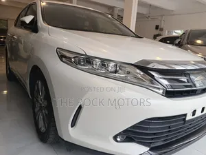 Toyota Harrier 2.0 Turbo 4WD 2019 White