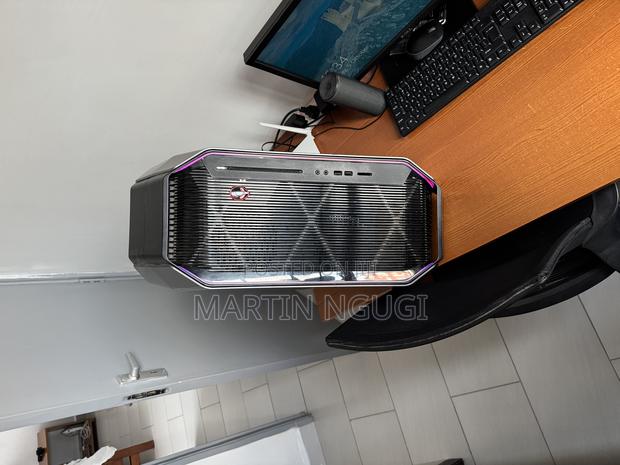 Desktop Computer Dell Alienware Area-51 16GB Intel Core 7 SSD 256GB - thumbnail 2
