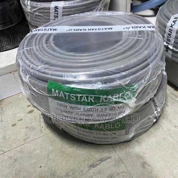 3 Core 1.5mm2 90m Twin Earth Cable – Durable Electrical Wiring With
