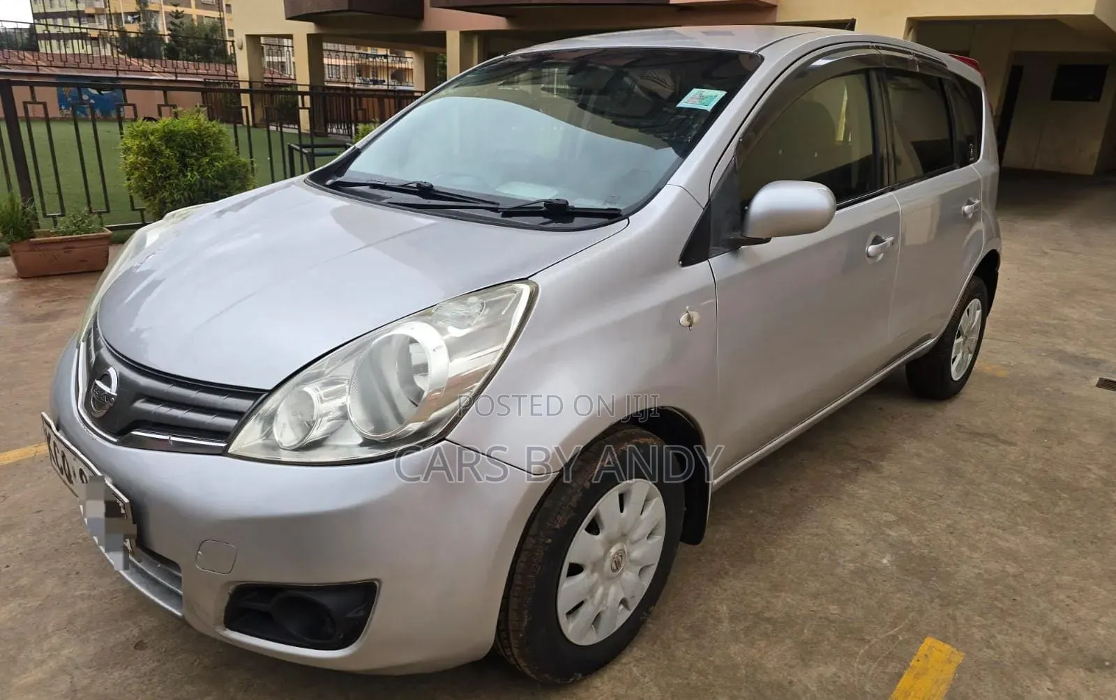 Nissan Note 1.4 2011 Silver
