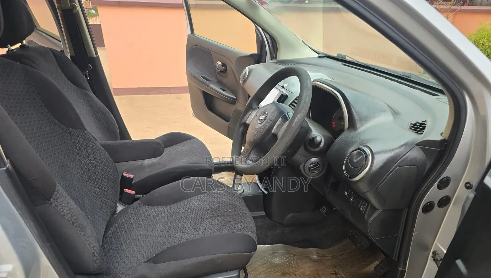 Nissan Note 1.4 2011 Silver