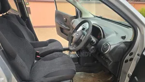 Nissan Note 1.4 2011 Silver