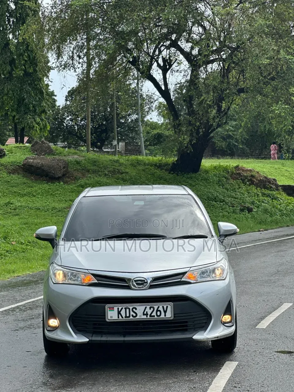 Toyota Axio 2017 Silver