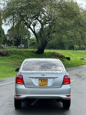 Toyota Axio 2017 Silver