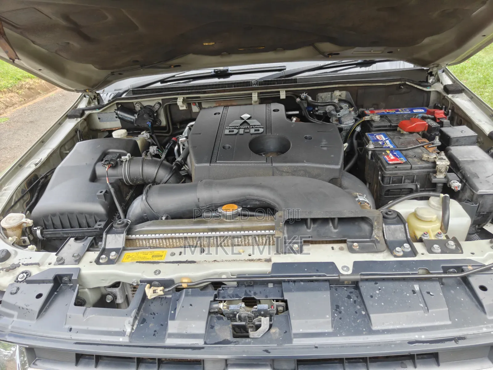 Mitsubishi Pajero 3.2 Di-Dc GLS 2012 Beige
