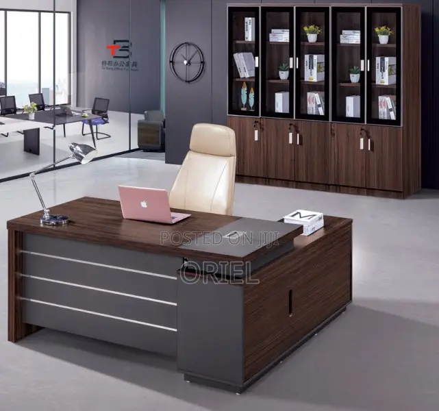 Office Desk : Office 1600cm Executive Desk