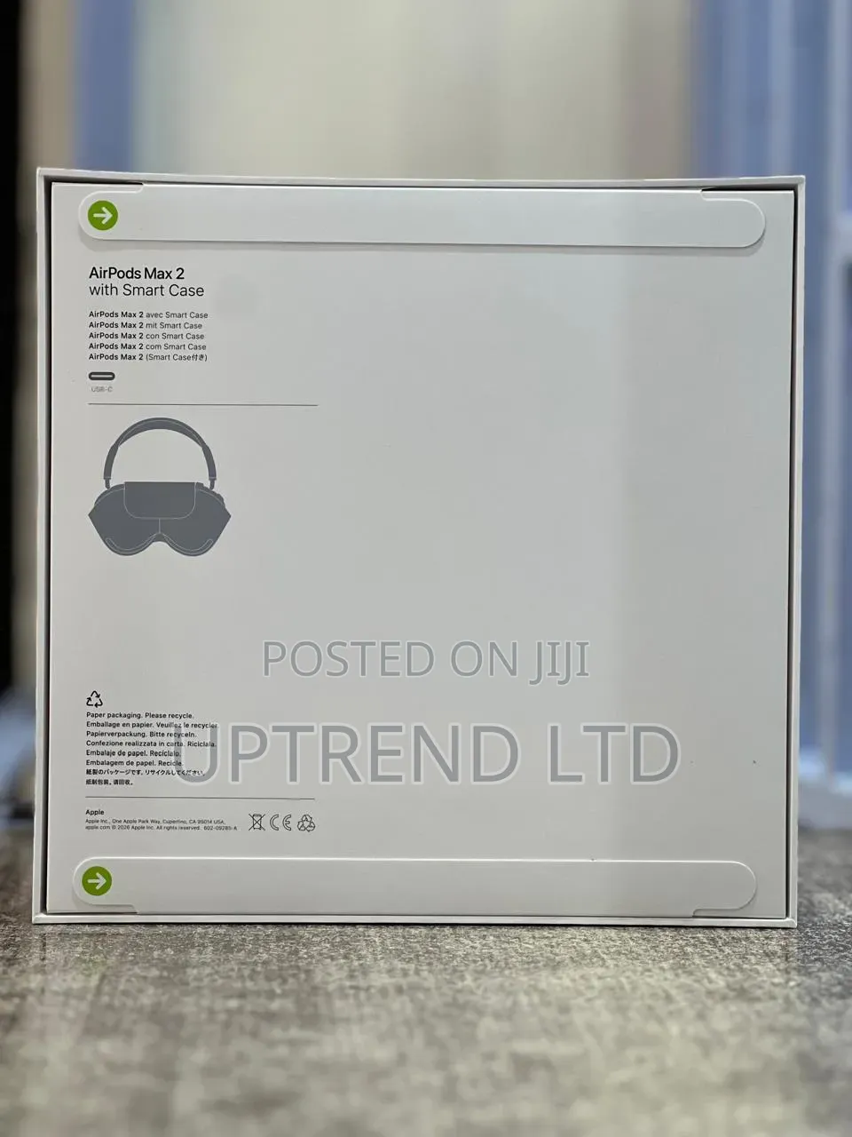 The Apple Airpods Max 2 (2026) With Smart Case