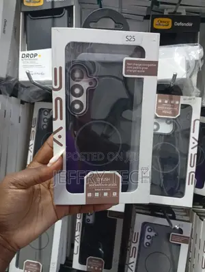 Samsung Galaxy S25 Raised Edges Around the Camera Module Case