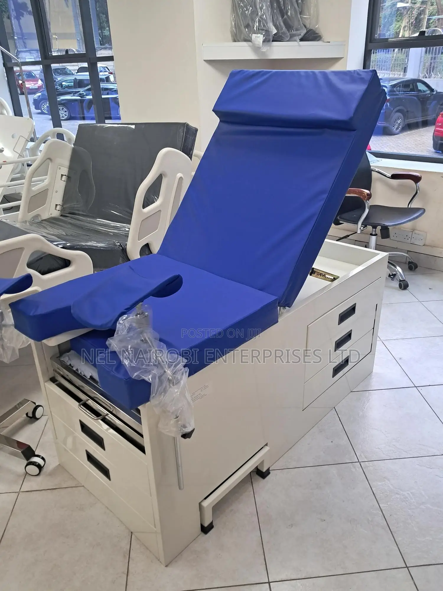 Gynecological Examination Bed (Delivery Bed)