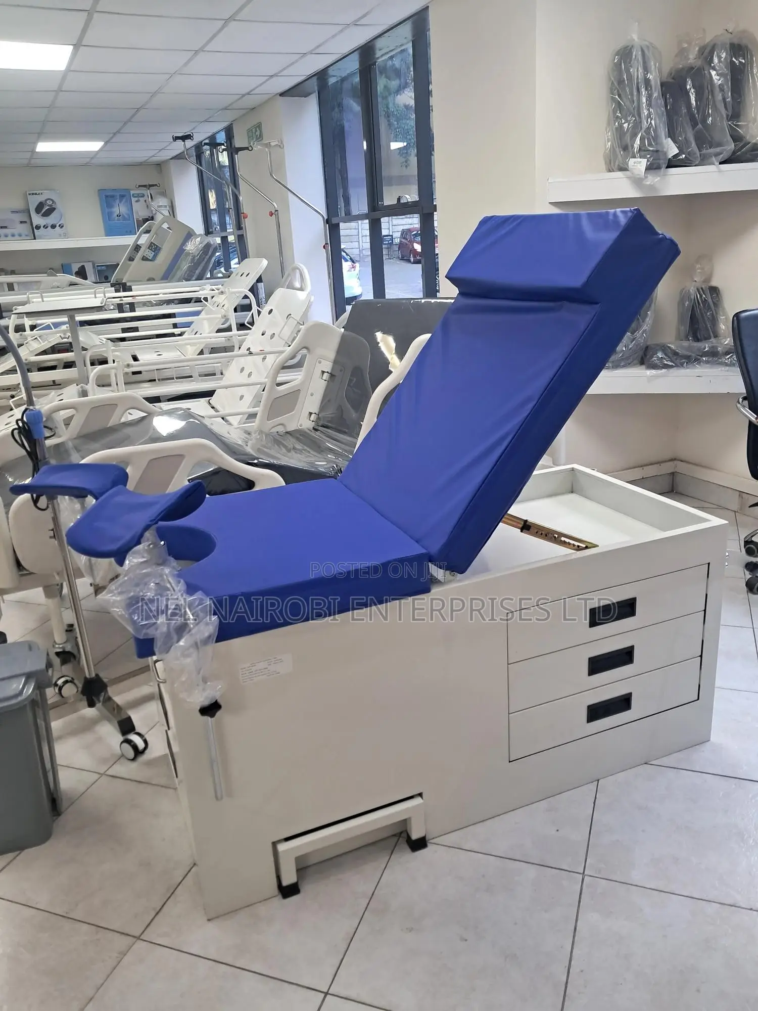 Gynecological Examination Bed (Delivery Bed)