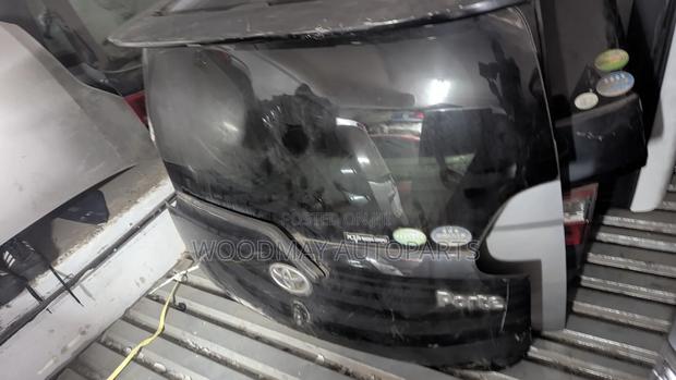 Toyota Porte Boot - thumbnail 2