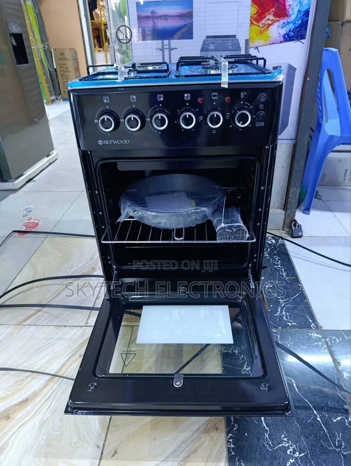 Skywood 50×55cm Standing Cooker 3 Gas + 1 Electric